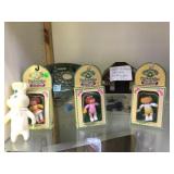SET OF MINI CABBAGE PATCH DOLLS, 1950 BUILDING SET OF MINI CABBAGE PATCH DOLLS, 1950 BUILDING