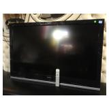SONY BRAVIA 52' FLAT SCREEN WITH REMOTE SONY BRAVIA 52' FLAT SCREEN WITH REMOTE