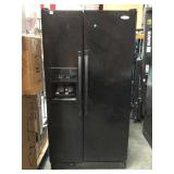WHIRLPOOL SIDE/SIDE REFRIGERATOR/FREEZER WHIRLPOOL SIDE/SIDE REFRIGERATOR/FREEZER