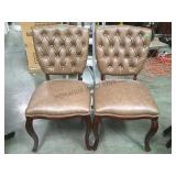2 UPHOLSTERED CHAIRS 2 UPHOLSTERED CHAIRS
