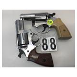 PAIR OF COMPETITIVE METAL PROP REVOLVERS PAIR OF COMPETITIVE METAL PROP REVOLVERS