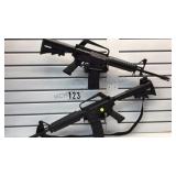 PAIR OF HFC AIR MODEL AIRSOFT RIFLES PAIR OF HFC AIR MODEL AIRSOFT RIFLES