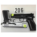 PAIR OF VOLTRAN PROP MAGNUM 9MM PISTOLS PAIR OF VOLTRAN PROP MAGNUM 9MM PISTOLS