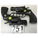 PAIR OF METAL PROP BLACK REVOLVERS PAIR OF METAL PROP BLACK REVOLVERS