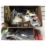 LOT OF ASSORTED GUN ACCESSORIES INCLUDING SCOPE LOT OF ASSORTED GUN ACCESSORIES INCLUDING SCOPE