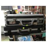 LOT OF 2 BRIEF CASES USED AS PROPS IN MOVIES LOT OF 2 BRIEF CASES USED AS PROPS IN MOVIES