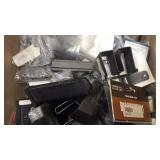 LOT OF ASSORTED GUN PARTS INCLUDING MOUNTING