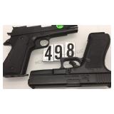 2 PLASTIC PROP GUNS 2 PLASTIC PROP GUNS