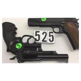 2 PLASTIC AIR SOFT GUNS