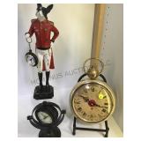 DOG HOLDING QUARTZ CLOCK,8 DAY CLOCK,