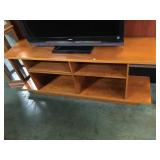 WOOD ENTERTAINMENT CENTER