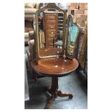 ROUND WOOD PEDESTAL TABLE WITH ORNATE