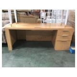 LIGHT WOOD DESK WITH 3 DRAWERS