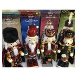 LOT OF 4 KIRKLAND NUTCRACKERS WITH BOXES LOT OF 4 KIRKLAND NUTCRACKERS WITH BOXES