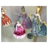 ASSORTMENT OF FRANKLIN PORCELAIN DOLLS, COALPORT