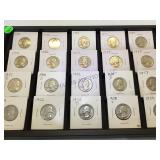 TRAY LOT OF SILVER QUARTERS, VARIOUS YEARS TRAY LOT OF SILVER QUARTERS, VARIOUS YEARS