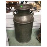 VINTAGE MILK CAN GREEN LEAF CAFAC VINTAGE MILK CAN GREEN LEAF CAFAC