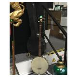 BOB EVANS BANJO WITH HARD CASE