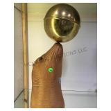 SEAL BALANCING METAL BALL SCULPTURE SEAL BALANCING METAL BALL SCULPTURE