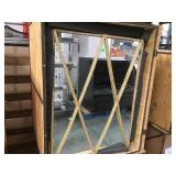 ONE MIRRORED OBELISK BASE WITH CRATE ONE MIRRORED OBELISK BASE WITH CRATE
