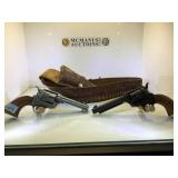 PAIR OF SINGLE ACTION PROP GUNS WITH HOLSTER PAIR OF SINGLE ACTION PROP GUNS WITH HOLSTER