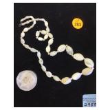 OPAL NECKLACE WITH OPAL CABOCHONS OPAL NECKLACE WITH OPAL CABOCHONS
