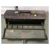 VINTAGE KENNEDY CANTILEVER TRUCK TOOLBOX VINTAGE KENNEDY CANTILEVER TRUCK TOOLBOX