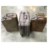 2 VINTAGE GAS CANS & MILITARY IMPACT CASE 2 VINTAGE GAS CANS & MILITARY IMPACT CASE