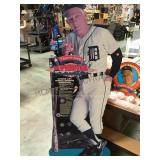CARDBOARD CUT-OUT OF 'SPARKY ANDERSON', BASEBALLS CARDBOARD CUT-OUT OF 'SPARKY ANDERSON', BASEBALLS