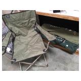 LOT OF 4 FOLDING CHAIRS LOT OF 4 FOLDING CHAIRS