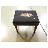 SMALL VINTAGE WOOD BENCH WITH NEEDLEPOINT TOP SMALL VINTAGE WOOD BENCH WITH NEEDLEPOINT TOP