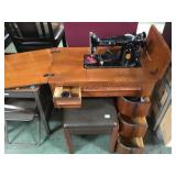 VINTAGE SINGER SEWING MACHINE IN CABINET W/BENCH VINTAGE SINGER SEWING MACHINE IN CABINET W/BENCH