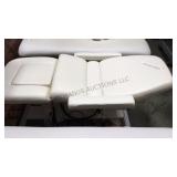 CREAM COLORED MASSAGE TABLE CREAM COLORED MASSAGE TABLE