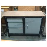 LOCKING TOOL WORK BENCH W/ KEY LOCKING TOOL WORK BENCH W/ KEY
