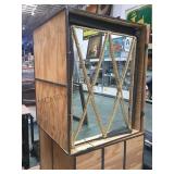 MIRRORED OBELISK BASE W/ CRATE MIRRORED OBELISK BASE W/ CRATE