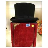 VINTAGE FOLDING MAGICIANS BOX W/ TOP HAT