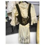 VINTAGE AUTHENTIC GERMAN DRESS SIZE 46