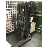 CROWN 20WRTT WALKIE REACH STACKER FORKLIFT NEEDS