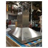 BROAN RANGEMASTER HOOD W/FILTER $2,500