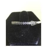 14K GOLD RING W/CLEAR GEMSTONE, SIZE 6