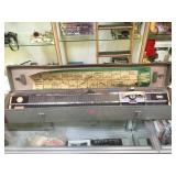 VINTAGE 'KNIT KING' KNITTING MACHINE, W/BOX
