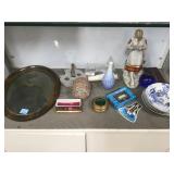 SHELF LOT, HOME DECOR