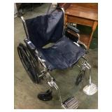 MEDLINE WHEEL CHAIR