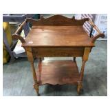 SMALL ANTIQUE WASH BASIN