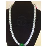 18"  FASHION JADE & FAUX PEAR NECKLACE