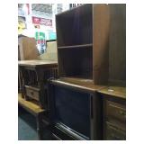 SYLVANIA SUPERSET II CONSOLE TV W/SHELF