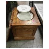 VINTAGE PORTABLE POTTY