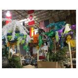 LOT OF PARTY DECOR