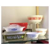 SET OF VINTAGE CORNING WARE  & PYREX BOWLS