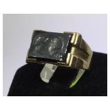 14K GOLD RING W / BLACK GEMSTONE, SIZE 8
